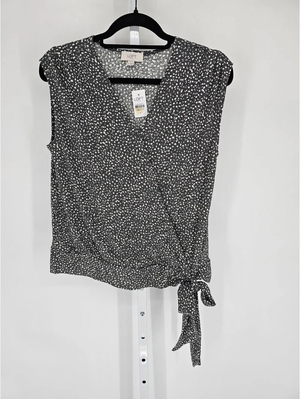 LOFT Outlet Grey & White speckled wrap look sleeveless top with decorative bow